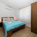 아파트 Gaby 마카르스카